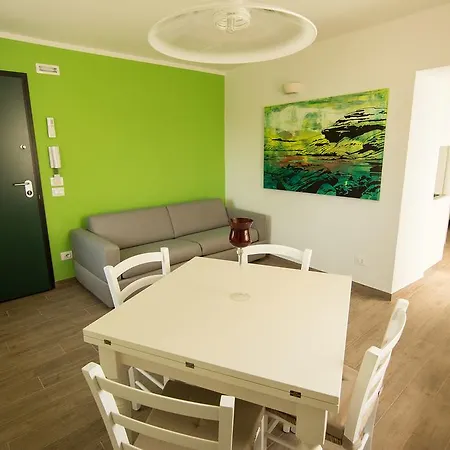 Lanterna 玛切阿加