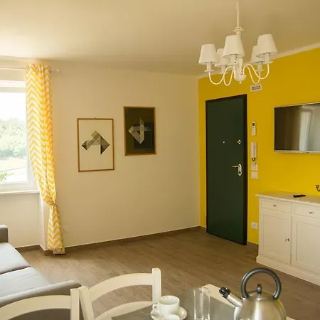 Lanterna 玛切阿加