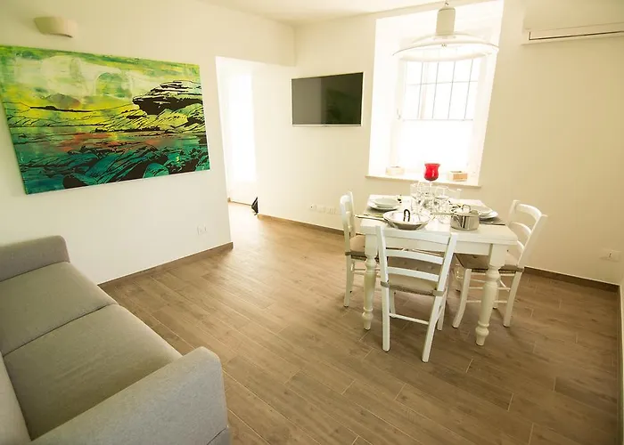 Apartment Alla Lanterna Marciaga