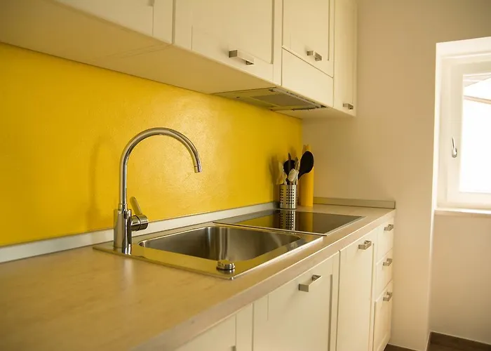 Apartment Alla Lanterna *